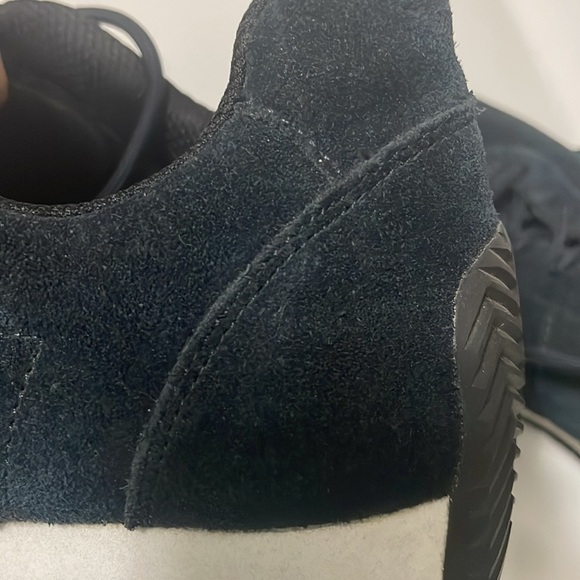 Eileen Fisher Haste cloud dark navy suede sneakers. Minimal wear - Picture 11 of 12